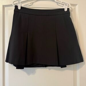 Lilly Pulitzer Delvey Mini Skort EUC